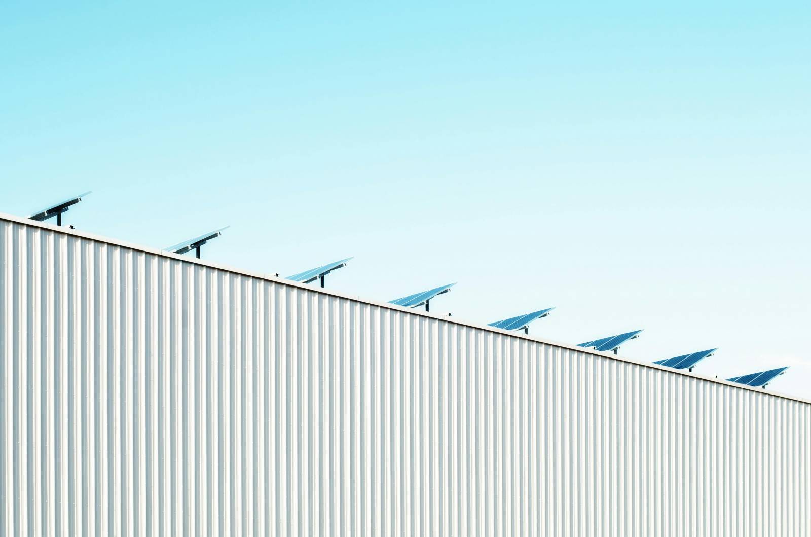 Installation photovoltaique sur le site d'une entreprise à Chambéry en Savoie